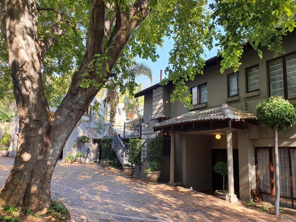 Waterhouse Guest Lodge - Indus Street Pretoria-Noord Exterior foto